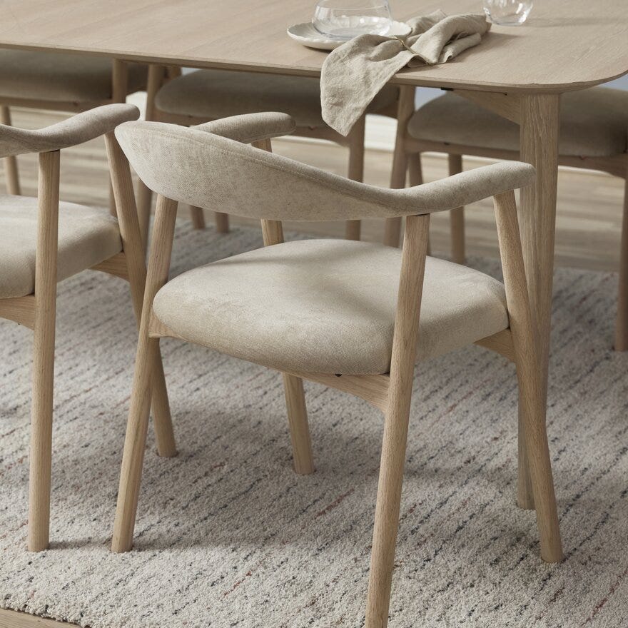 ADDI Spisestol med armlene i Beige/natur