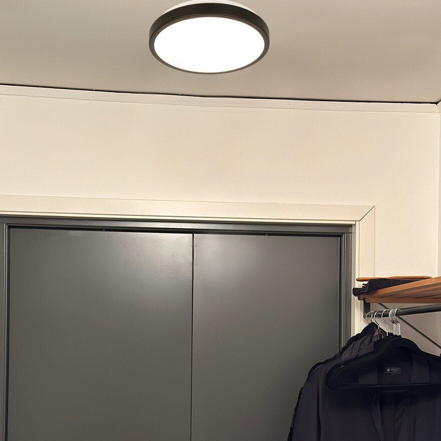 ANILLO Takplafond Ø30 cm i Svart