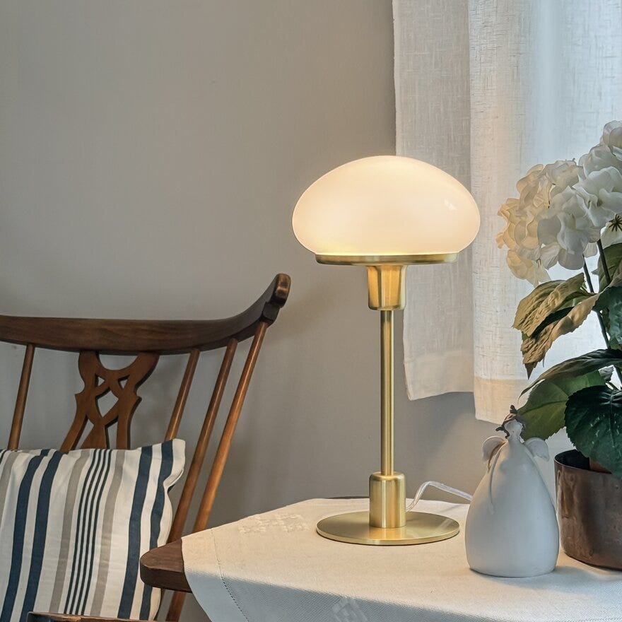 Aneta Lighting AUGUST Bordlampe H36 cm i Gull