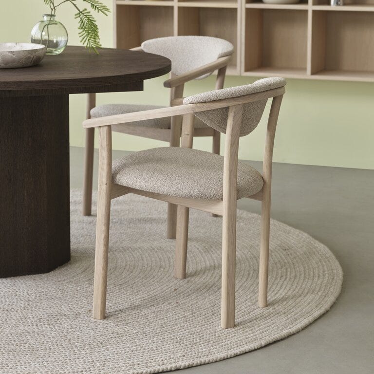 GITTE Spisestol med armlene i Beige/natur