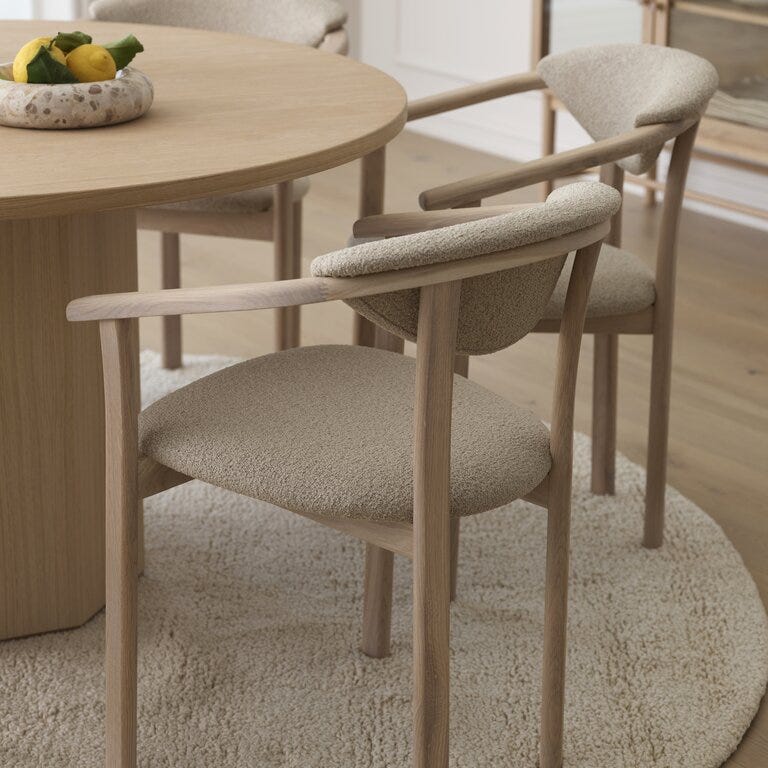HONEY Rundt spisebord Ø138 cm i Beige/natur