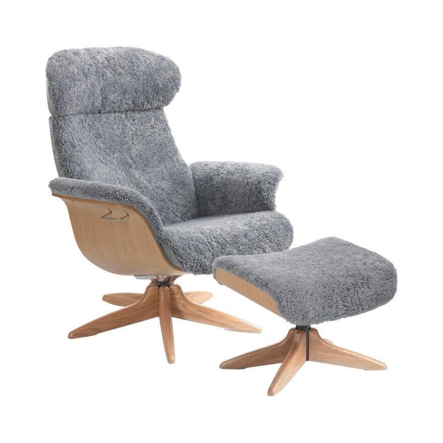 Conform TIMEOUT Hvilestol med fotskammel i Brun designet av Jahn Aamodt