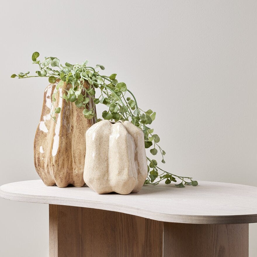 Holmen NINO Vase H16.5 cm i Beige/natur