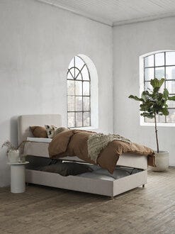 Zen TOKYO Seng med oppbevaring 90x200 cm i Beige/natur