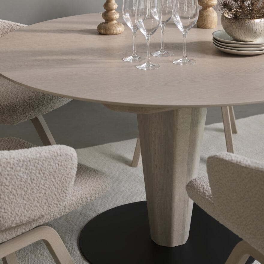 Stressless BORDEAUX Rundt spisebord Ø125 cm i Beige/natur