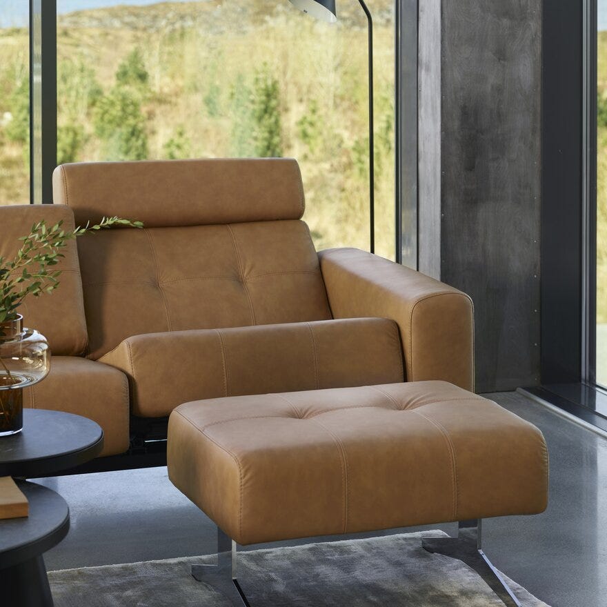 Stressless ELLA Pall Medium 75x58 cm i Brun