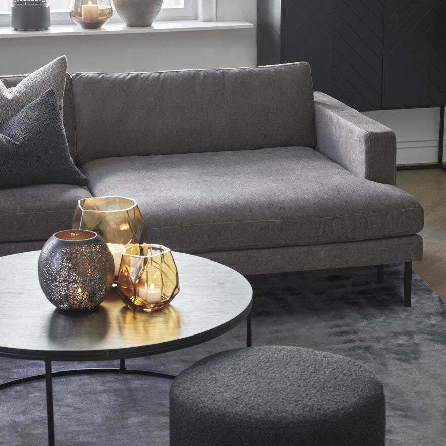Signature Collection By Halvor Bakke SIGNATURE 3520 Sofabord Ø120 cm i Svart designet av Halvor Bakke