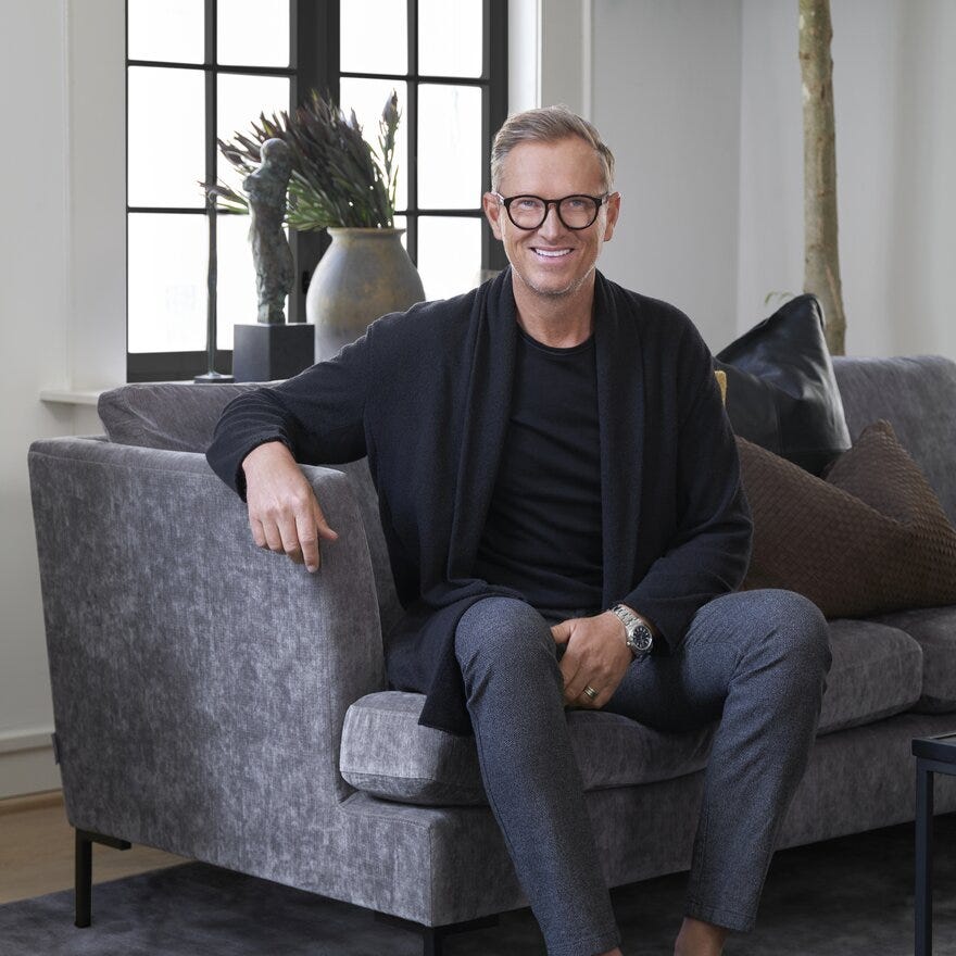 Signature Collection By Halvor Bakke SIGNATURE 810 3 seter i Svart designet av Halvor Bakke