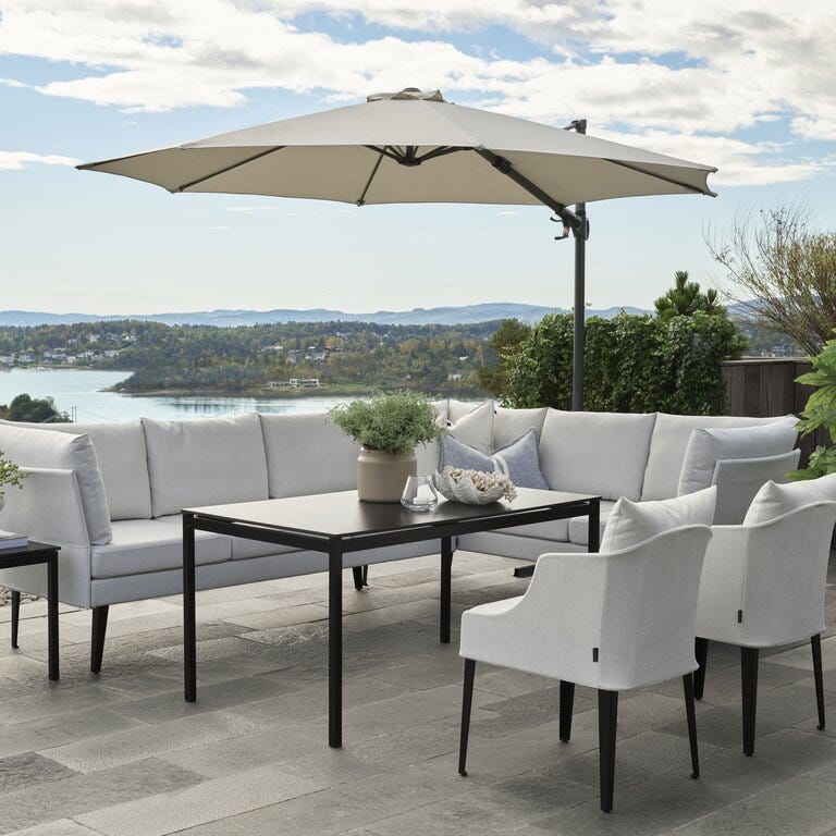 Formfin VILLA Spisebord Høy 80x140 cm i Svart