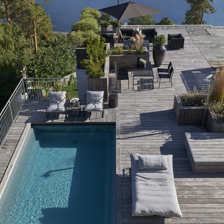 Divano Lounge CORAL Loungestol i Grå designet av Olaf Frelink