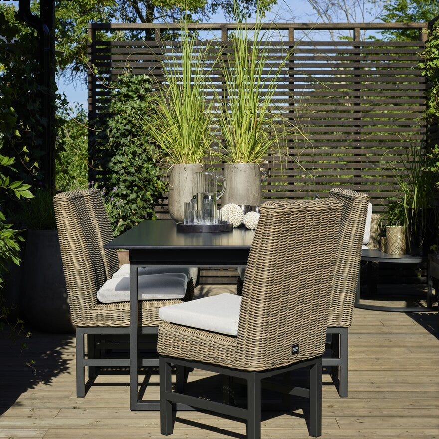 Signature Collection By Halvor Bakke GARDEN Spisestol Tett flett i Beige/natur