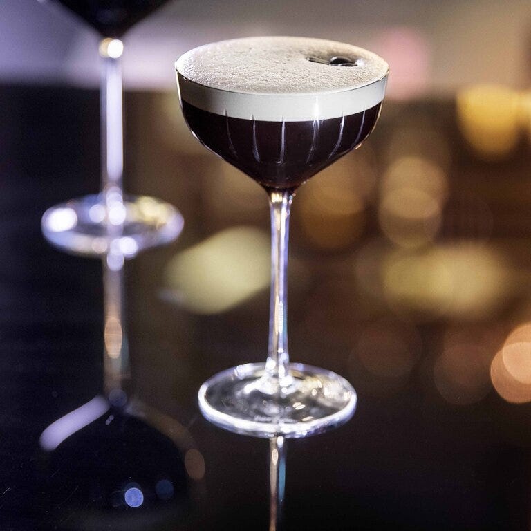 Magnor DRINK Cocktailglass i Grå designet av Halvor Bakke