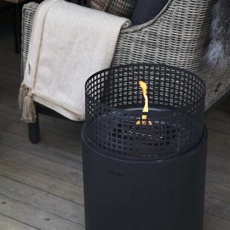 TenderFlame MOSSEL BAY Utepeis Ø40 cm i Svart designet av Halvor Bakke