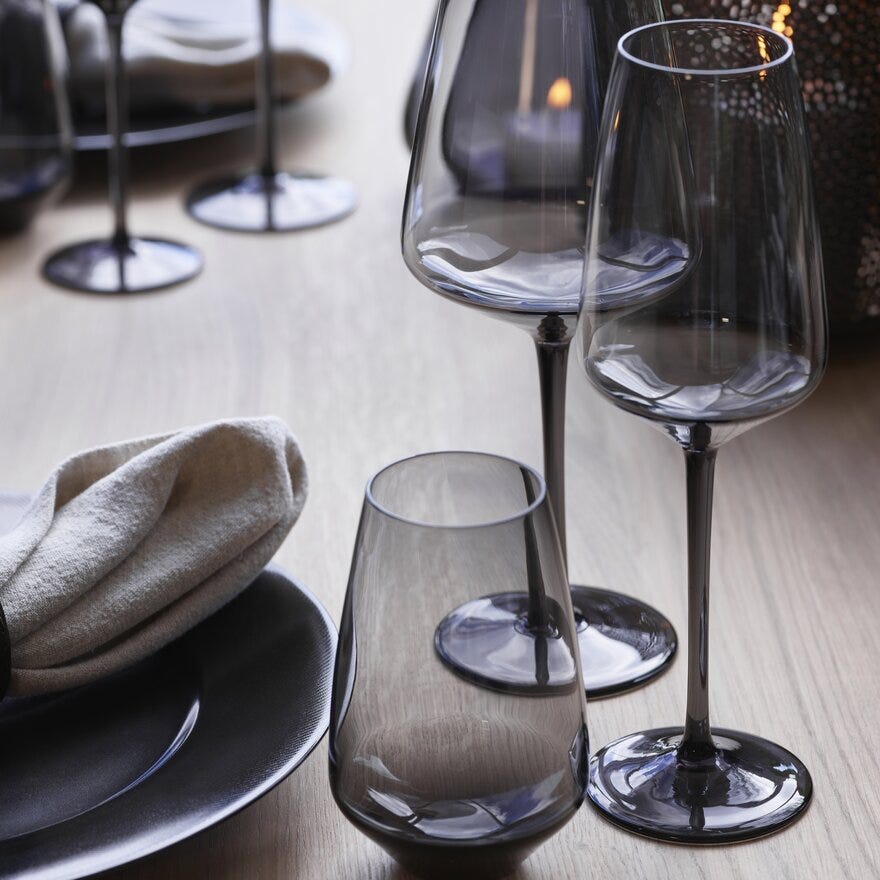 Magnor NOIR Vinglass 60CL cm i Grå designet av Halvor Bakke