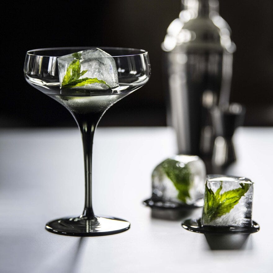Magnor NOIR Cocktailglass CL55 cm i Grå designet av Halvor Bakke