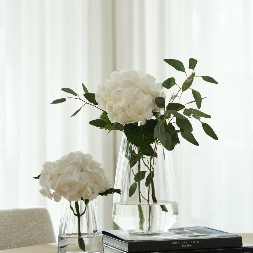 Magnor OPTIQUE Vase H27 cm i Klar designet av Halvor Bakke