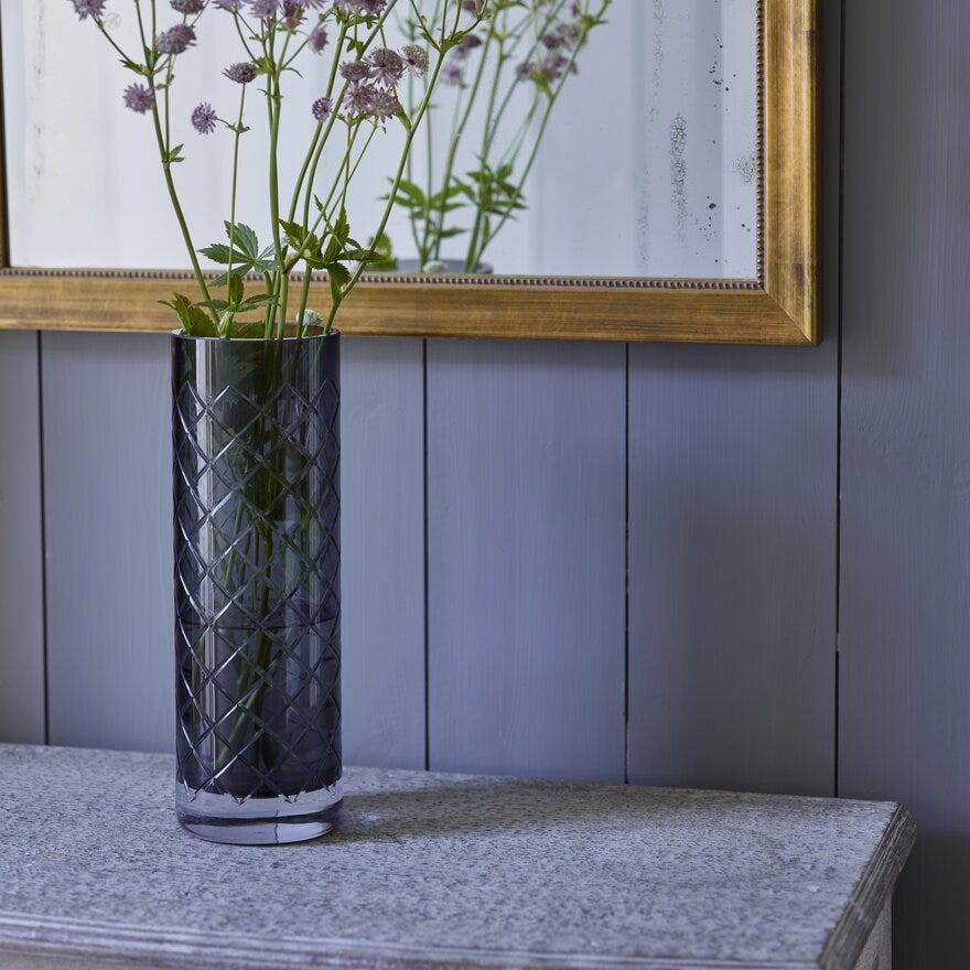 Magnor SKYLINE LUX Vase H30 cm i Svart designet av Halvor Bakke