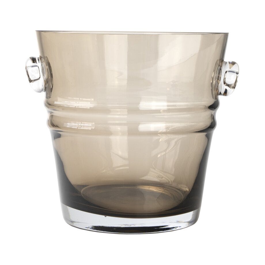 Magnor The Bucket