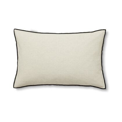 Jakobsdals ESSENCE Pynteputetrekk 40x60 cm i Hvit designet av Storm Pedersen