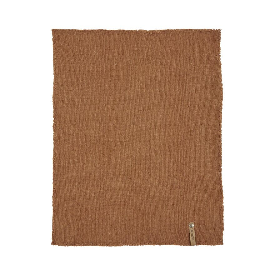 Boel & Jan NORDIC HOME Bordbrikke 35x45 cm i Rød