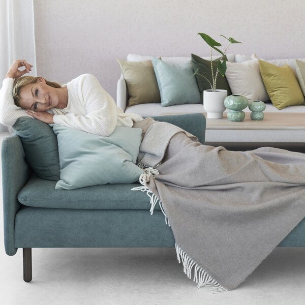 Kathrine Sørland tipser: hvordan style sofaen som en proff