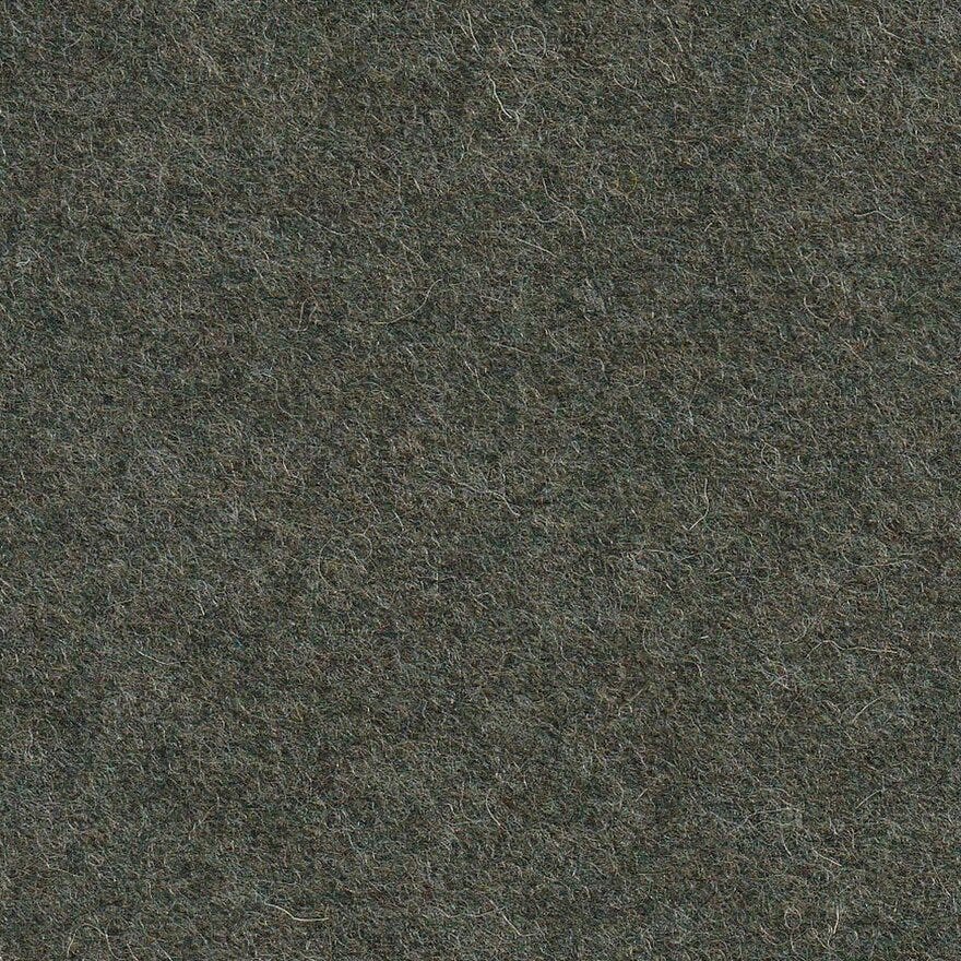 IMG NOVA Hvilestol med fotskammel i Beige/natur