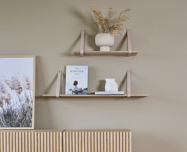 FRIKK Vegghylle 60x20 cm i Beige/natur