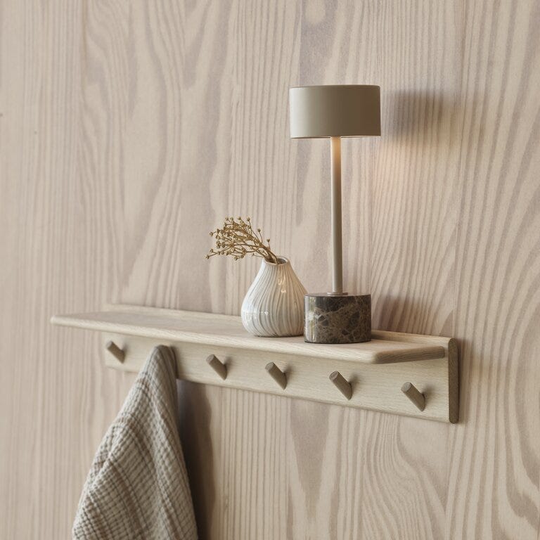 FRIKK Vegghylle 80x10 cm i Beige/natur