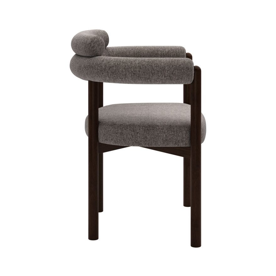 Storm Storm BARDO Spisestol med armlene i Beige/natur designet av Storm Pedersen