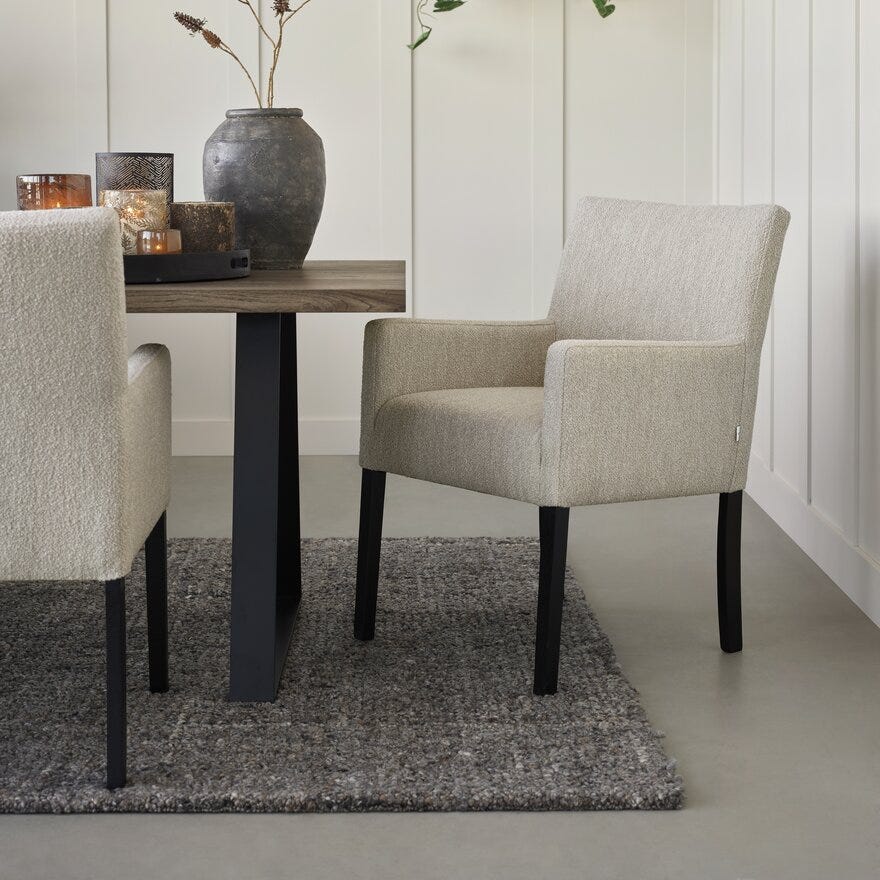 ELLA (M) Spisestol med armlene i Beige/natur