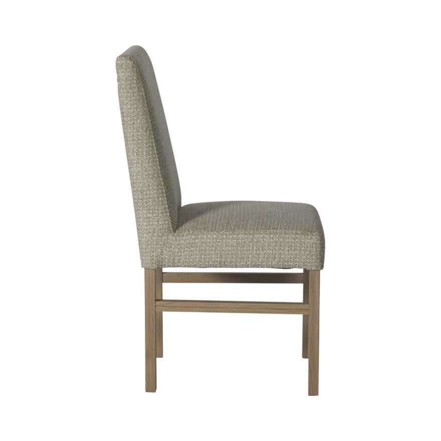 Signature Collection By Halvor Bakke SIGNATURE 1500 Spisestol i Beige/natur designet av Halvor Bakke