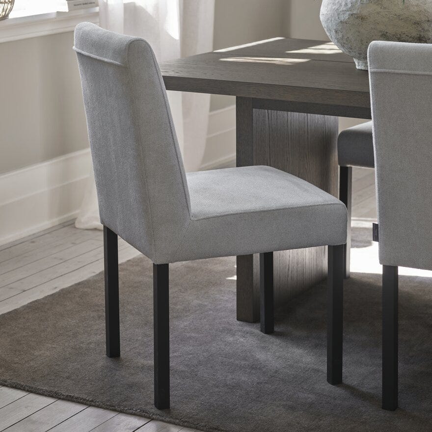 Signature Collection By Halvor Bakke SIGNATURE 1520 Spisestol i Beige/natur designet av Halvor Bakke