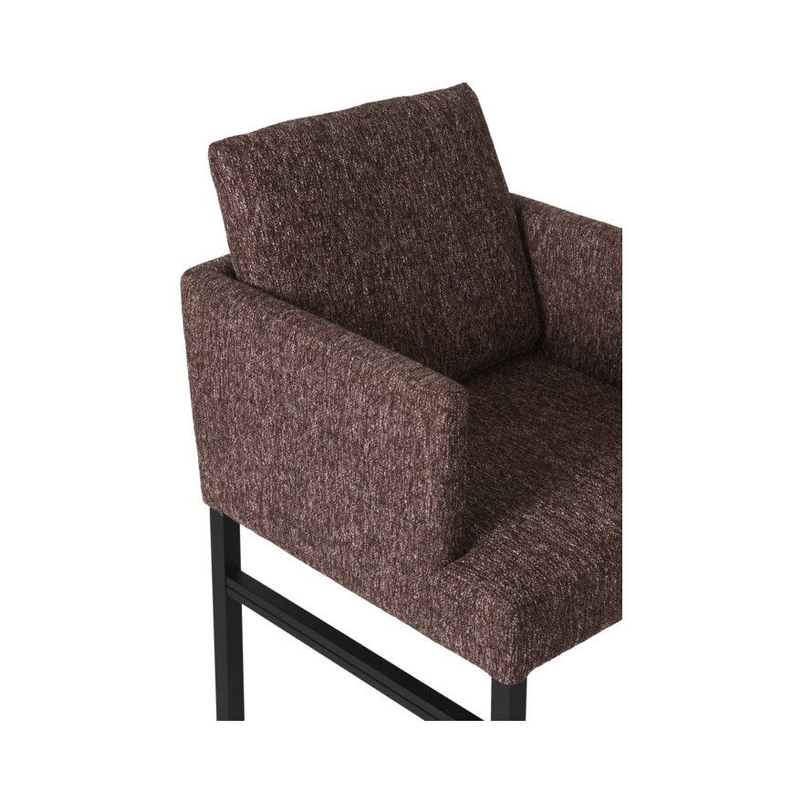 Signature Collection By Halvor Bakke SIGNATURE 1550 Spisestol med armlene i Lilla designet av Halvor Bakke