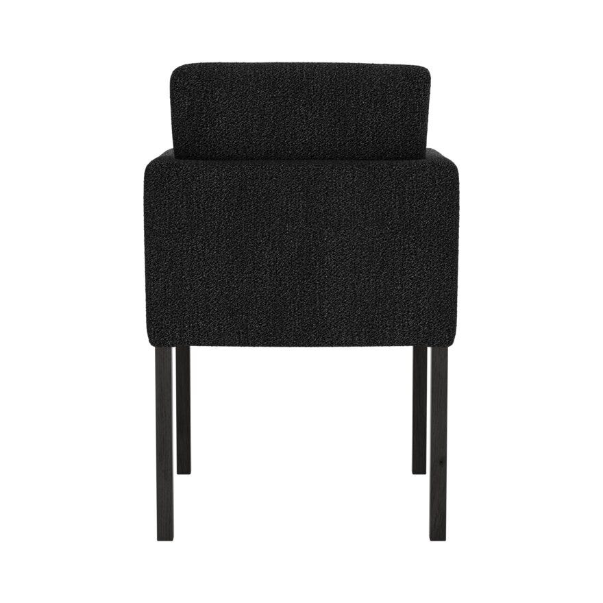Signature Collection By Halvor Bakke SIGNATURE 1570 Spisestol med armlene i Svart designet av Halvor Bakke