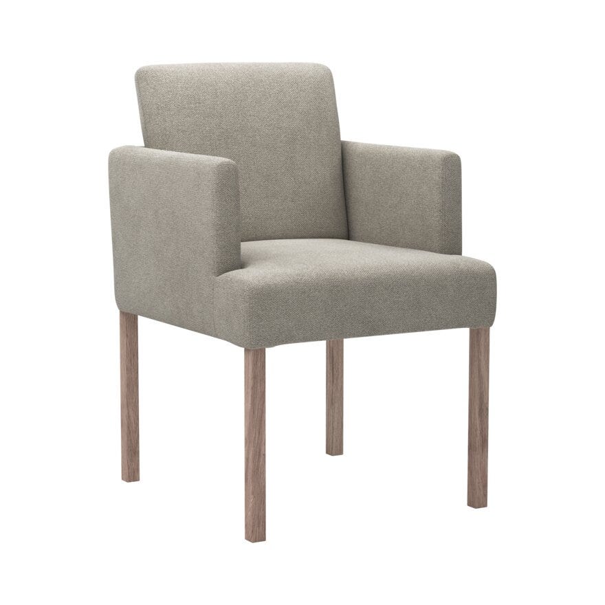 Signature Collection By Halvor Bakke SIGNATURE 1570 Spisestol med armlene i Beige/natur designet av Halvor Bakke