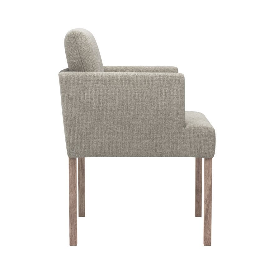 Signature Collection By Halvor Bakke SIGNATURE 1570 Spisestol med armlene i Beige/natur designet av Halvor Bakke