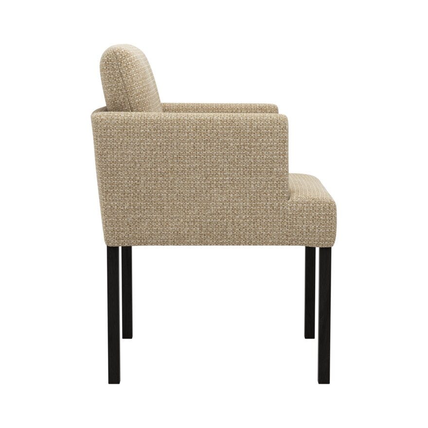 Signature Collection By Halvor Bakke SIGNATURE 1570 Spisestol med armlene i Beige/natur designet av Halvor Bakke