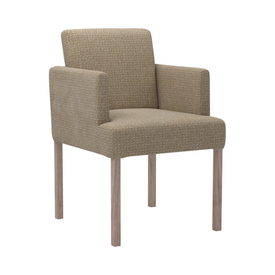 Signature Collection By Halvor Bakke SIGNATURE 1570 Spisestol med armlene i Beige/natur designet av Halvor Bakke
