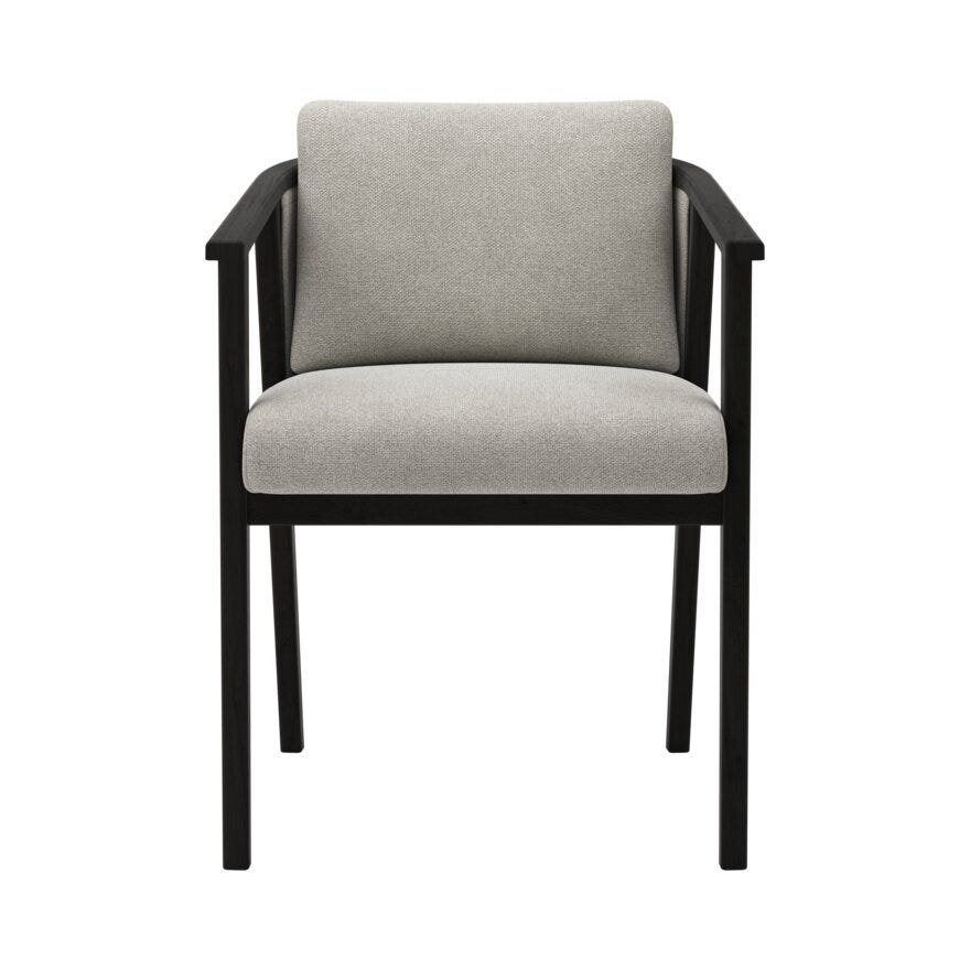 Signature Collection By Halvor Bakke SIGNATURE 1700 Spisestol med armlene i Beige/natur designet av Halvor Bakke