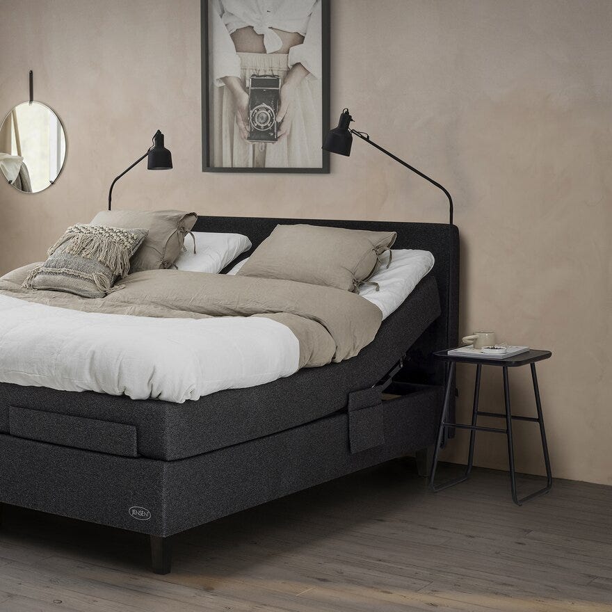 Jensen ADD ON FLOOR Nattbord 38x38 cm i Svart