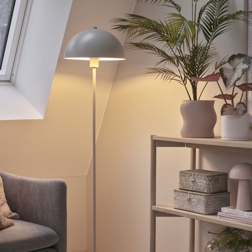 Sindig CETA Gulvlampe H143 cm i Beige/natur