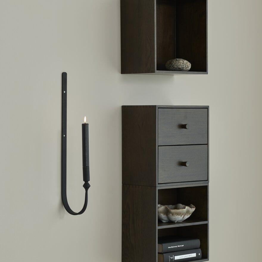 Holmen NOR Vegglysestake H50 cm i Svart