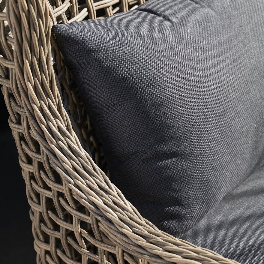 Signature Collection By Halvor Bakke GARDEN Spisestol med armlene i Beige/natur