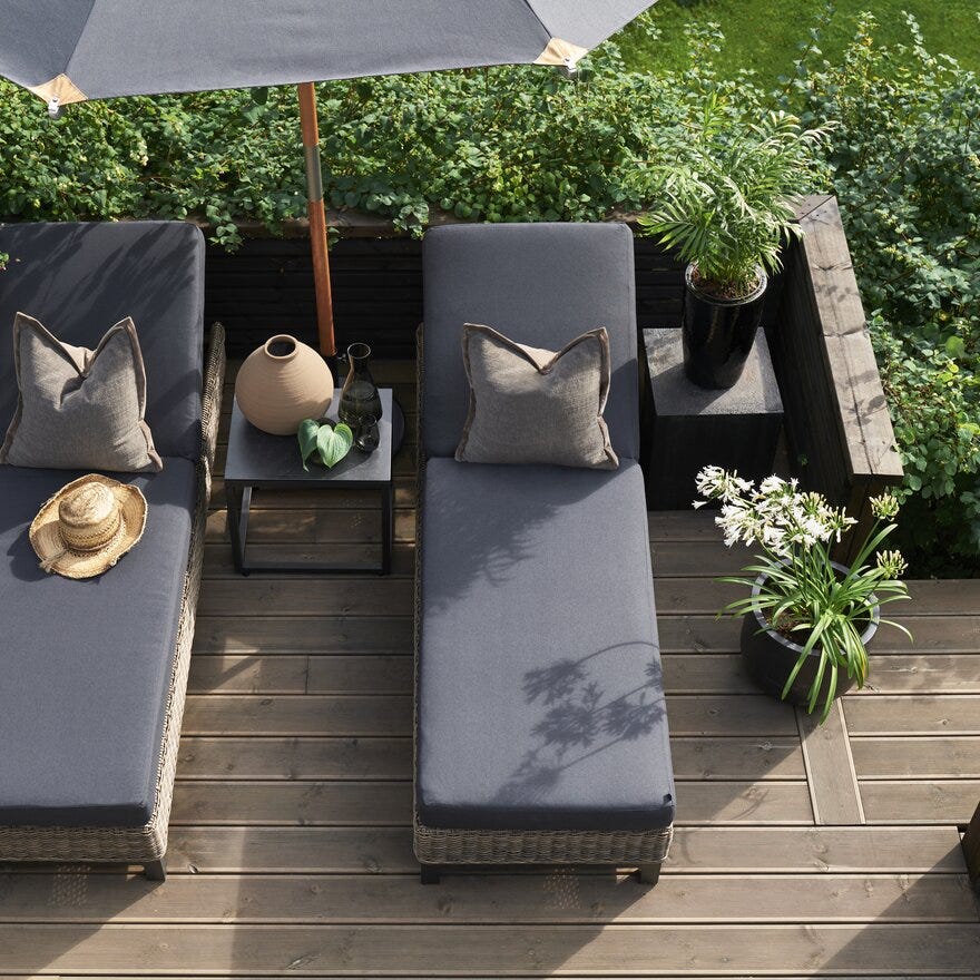 Signature Collection By Halvor Bakke GARDEN Solseng Tett flett 68x201 cm i Grå designet av Halvor Bakke