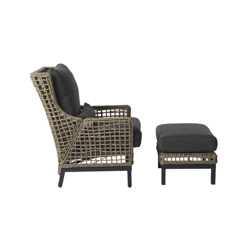 Signature Collection By Halvor Bakke GARDEN Pall 58x50 cm i Beige/natur designet av Halvor Bakke