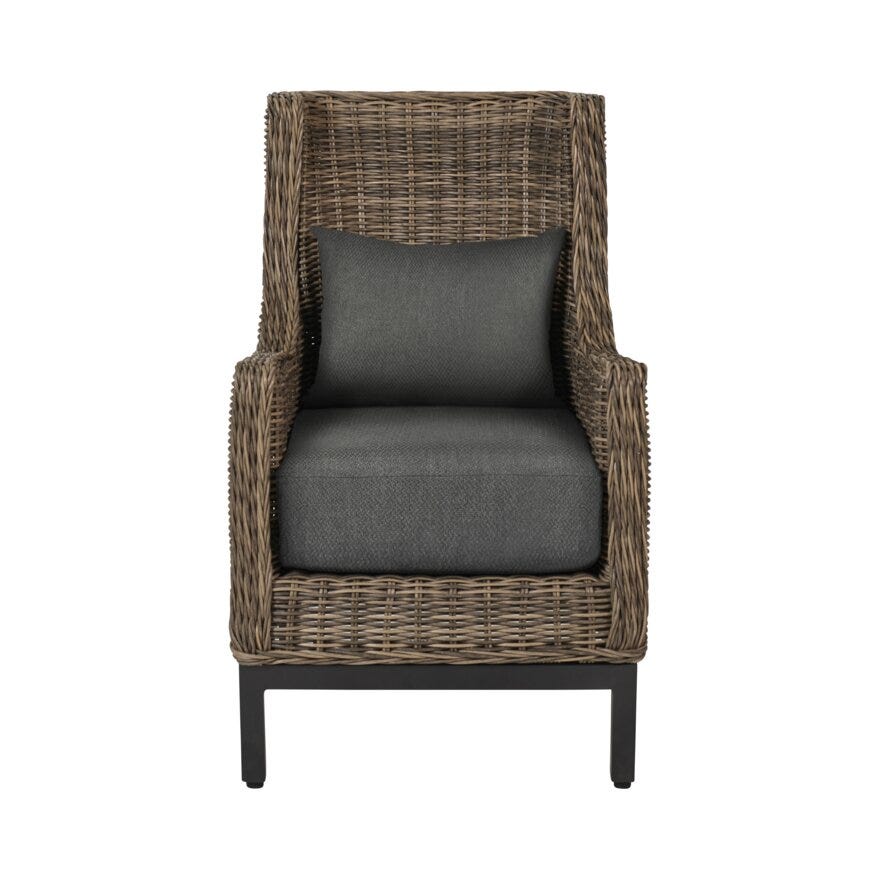 Signature Collection By Halvor Bakke GARDEN Spisestol med armlene i Beige/natur designet av Halvor Bakke