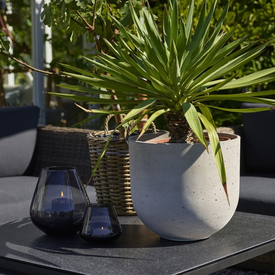 Signature Collection By Halvor Bakke GARDEN Sofabord 90x90 cm i Grå