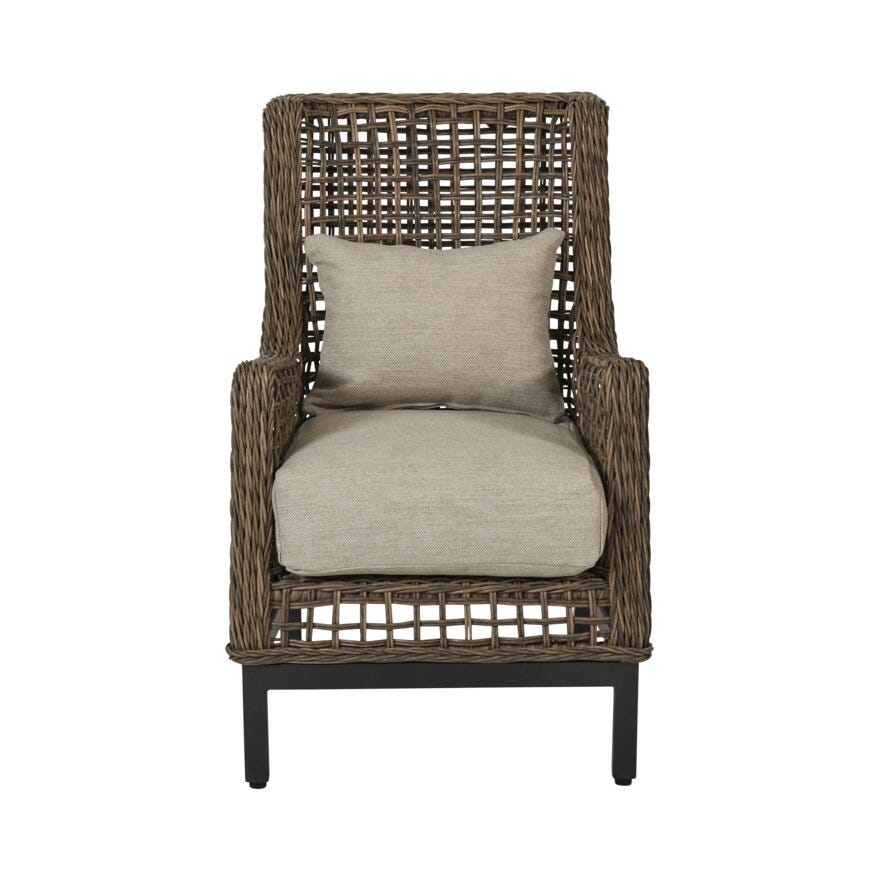 Signature Collection By Halvor Bakke GARDEN Spisestol med armlene i Beige/natur designet av Halvor Bakke