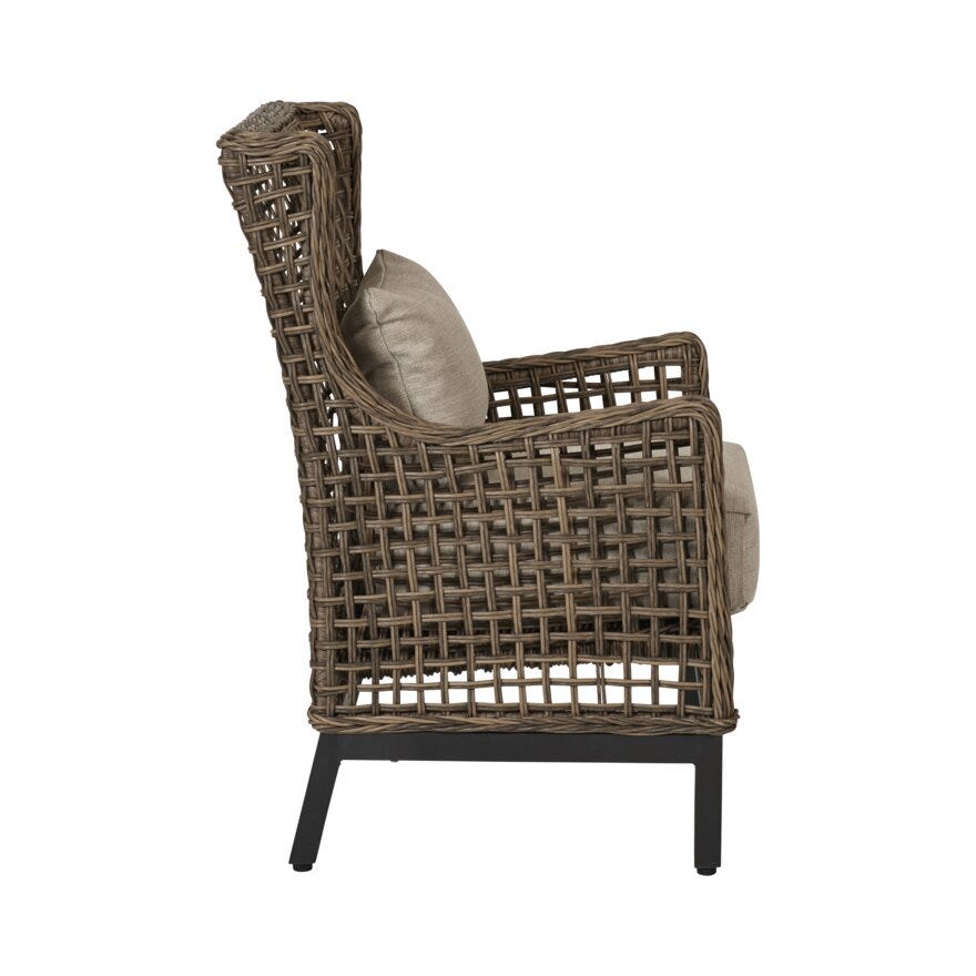Signature Collection By Halvor Bakke GARDEN Spisestol med armlene i Beige/natur designet av Halvor Bakke