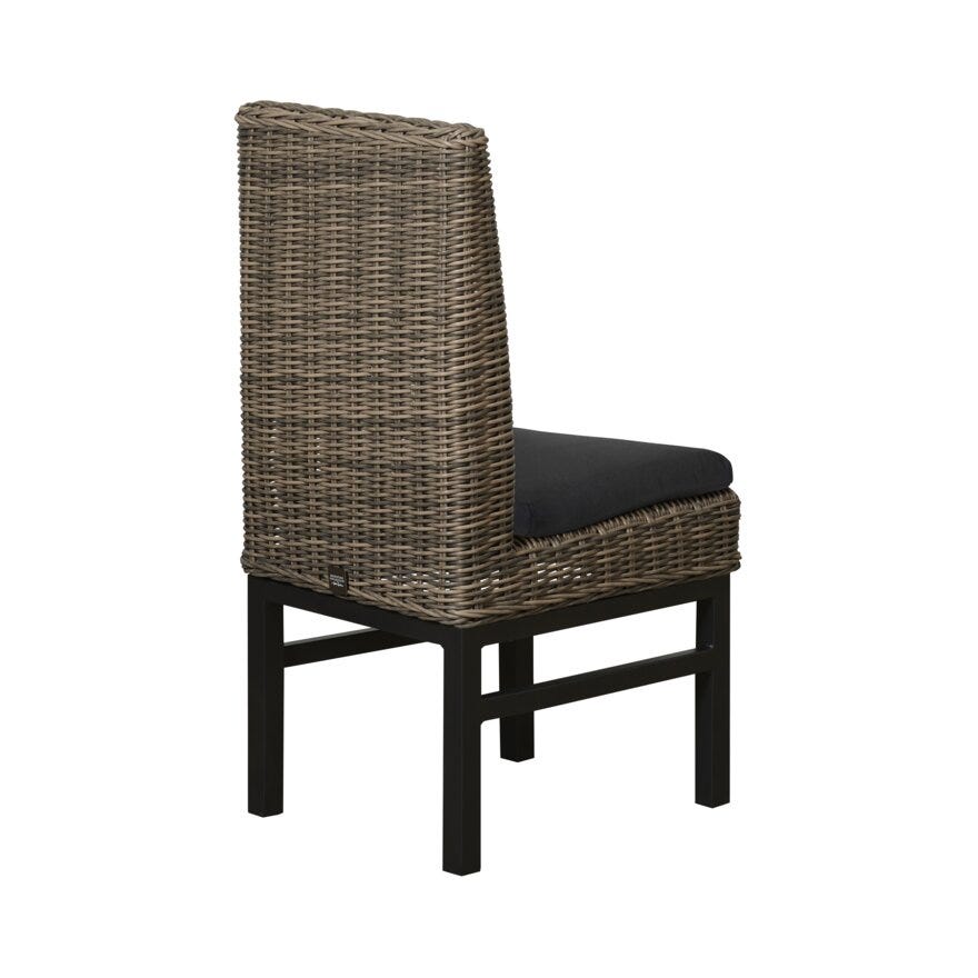 Signature Collection By Halvor Bakke GARDEN Spisestol Tett flett i Beige/natur
